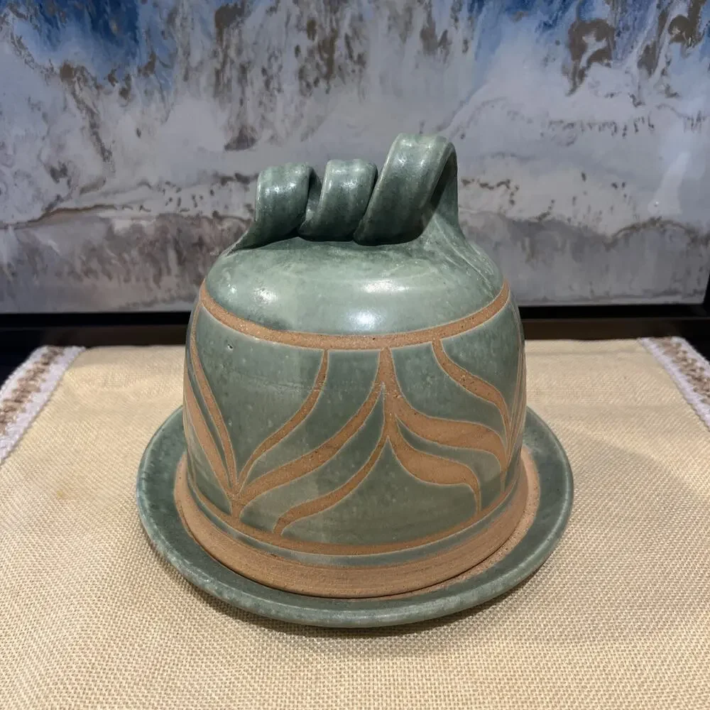 Mid Century Modern Art Pottery Covered Cheese Plate Sally Ann Endleman Ribbed